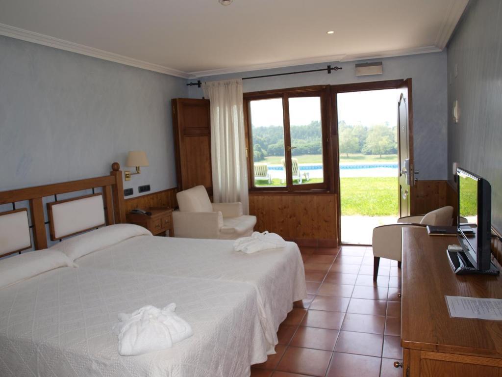 Hotel Don Silvio Colombres Szoba fotó
