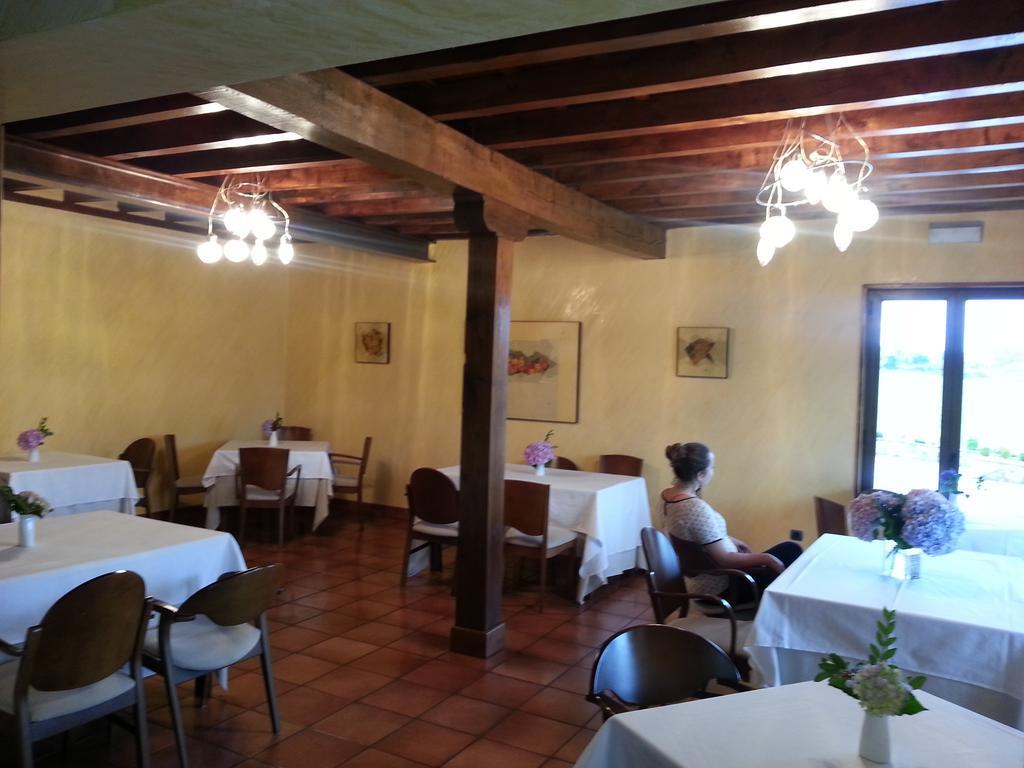 Hotel Don Silvio Colombres Kültér fotó